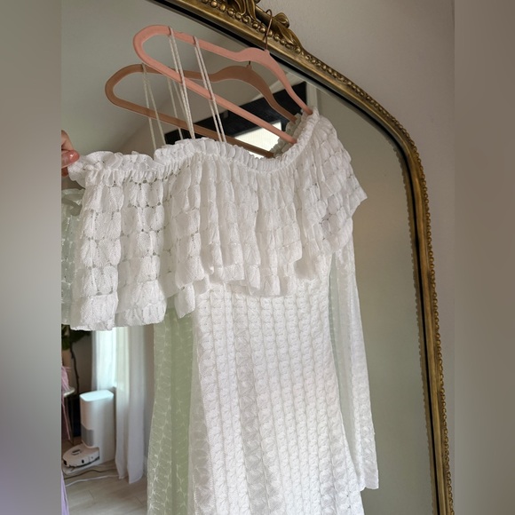 Missoni White Cold-shoulder Ruffled Crochet-knit Mini Dress - Picture 5 of 9